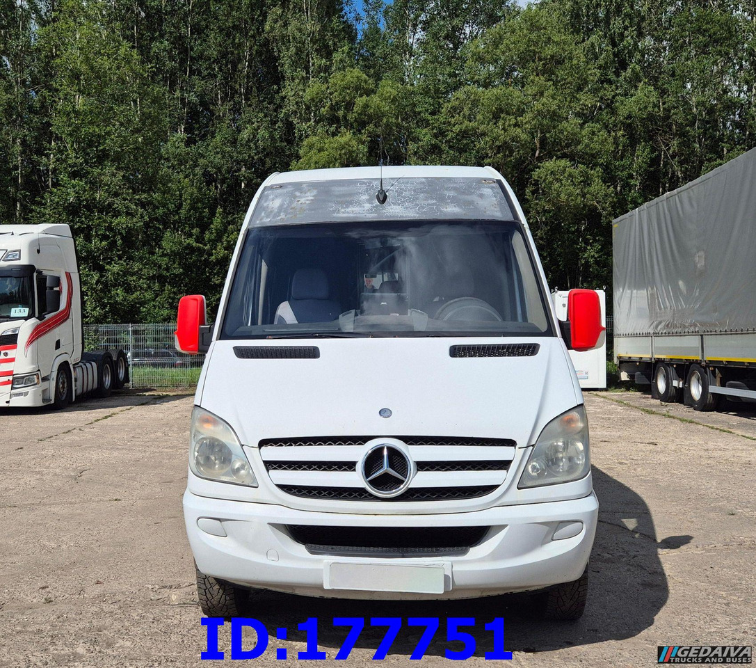 MERCEDES-BENZ Sprinter 518 - VIP - 17-seater - Potovalni avtobus: slika 2 MERCEDES-BENZ Sprinter 518 - VIP - 17-seater - Potovalni avtobus: slika 2