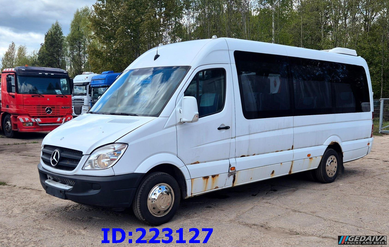 MERCEDES-BENZ Sprinter 518 - VIP -19 Seater - Potovalni avtobus: slika 4 MERCEDES-BENZ Sprinter 518 - VIP -19 Seater - Potovalni avtobus: slika 4