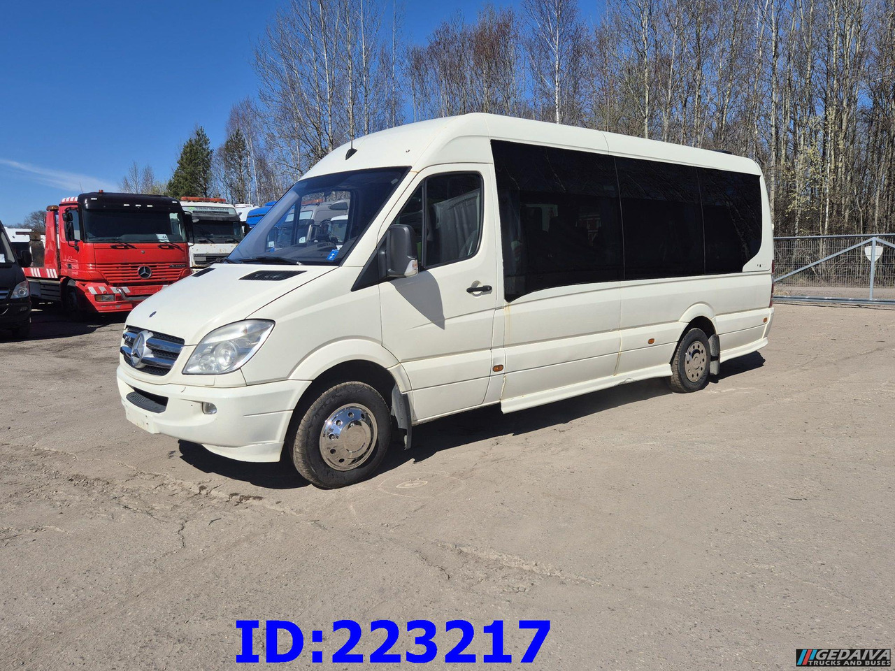 MERCEDES-BENZ Sprinter 518 VIP Prostyle 17-Place (Motor defekt) - Potovalni avtobus: slika 1 MERCEDES-BENZ Sprinter 518 VIP Prostyle 17-Place (Motor defekt) - Potovalni avtobus: slika 1