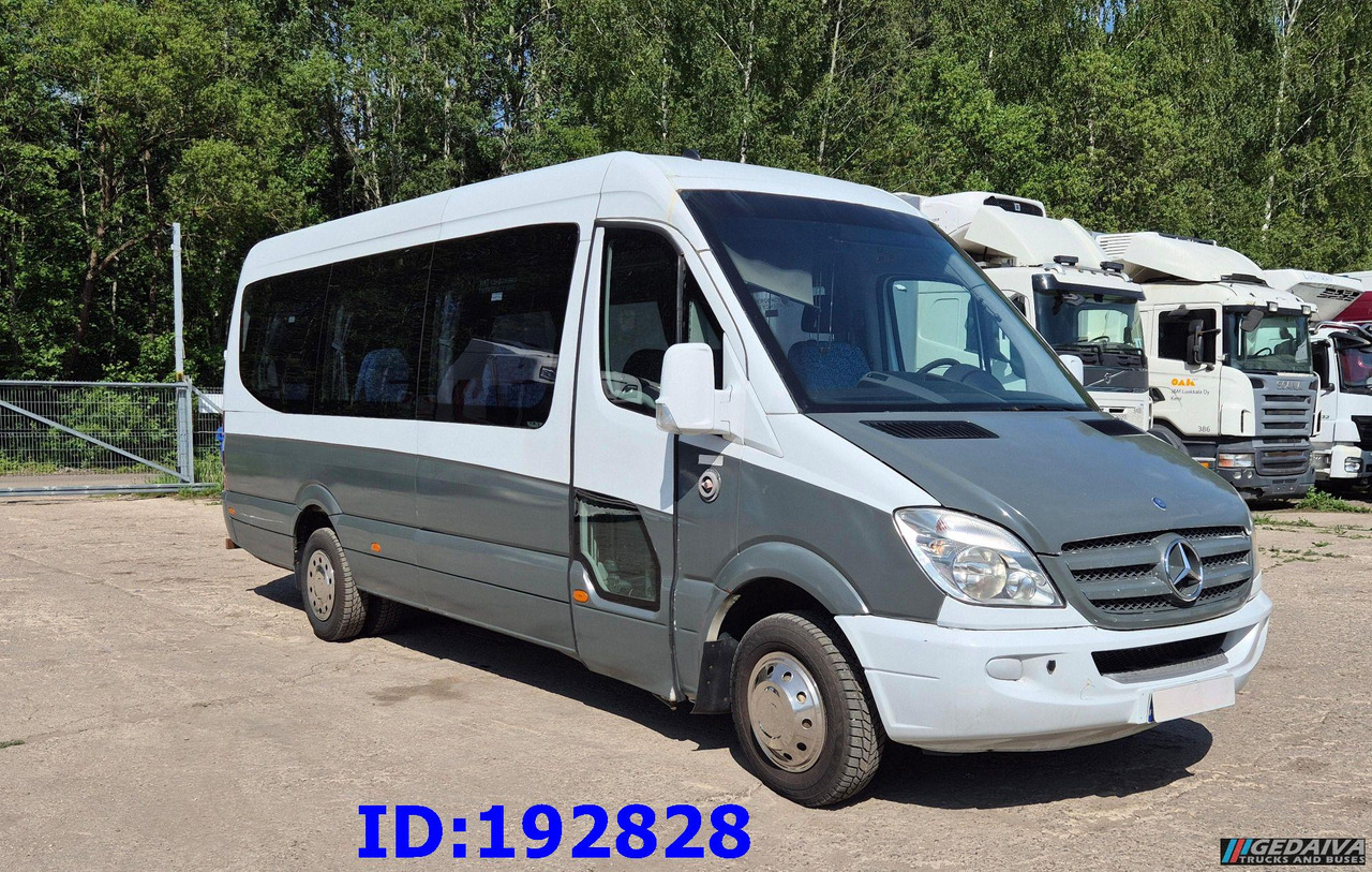 MERCEDES-BENZ Sprinter 519 - 17 place - Euro5 - Potovalni avtobus: slika 3 MERCEDES-BENZ Sprinter 519 - 17 place - Euro5 - Potovalni avtobus: slika 3