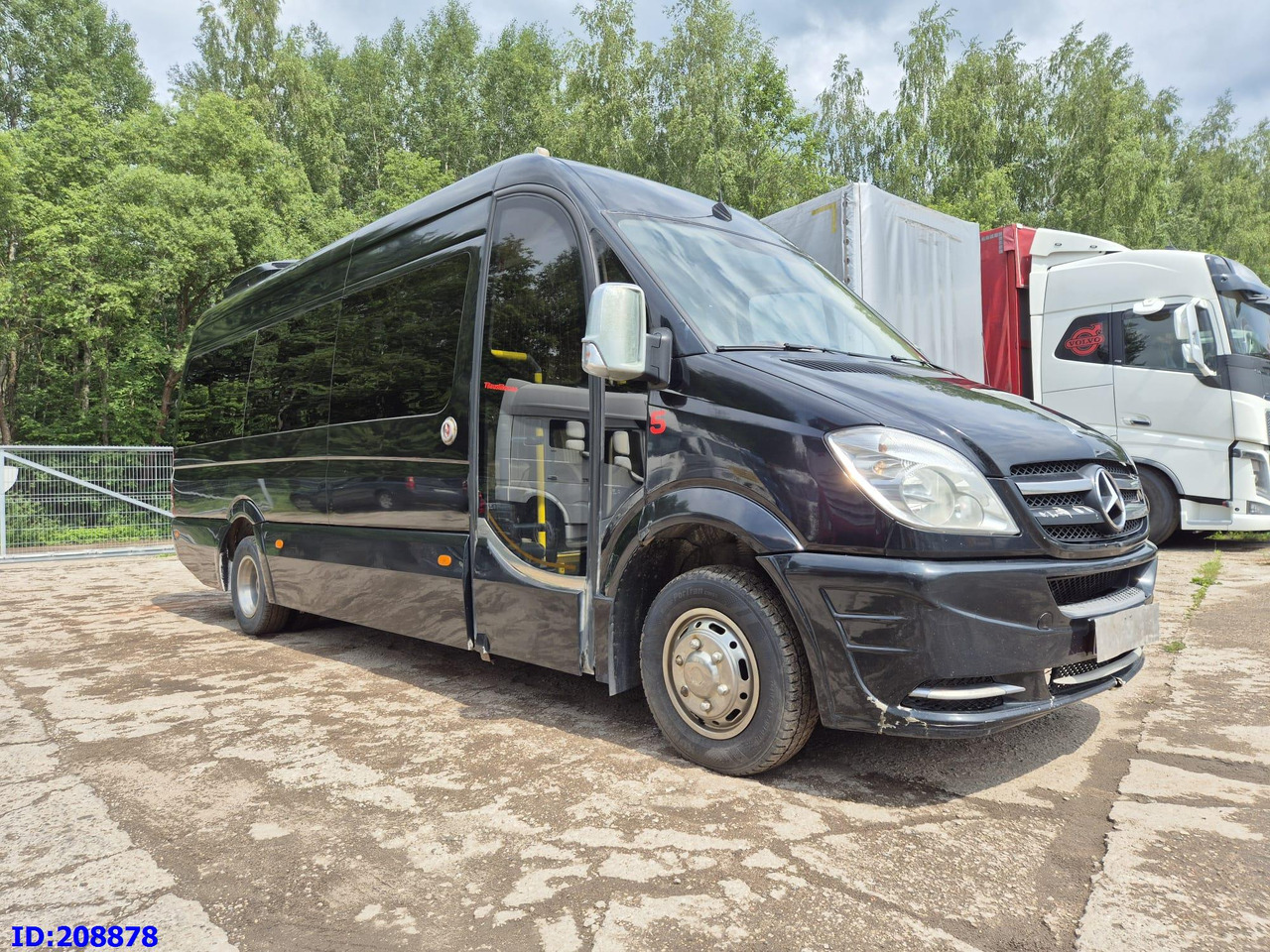 MERCEDES-BENZ Sprinter 519 -VIP- 17 places - Potovalni avtobus: slika 4 MERCEDES-BENZ Sprinter 519 -VIP- 17 places - Potovalni avtobus: slika 4