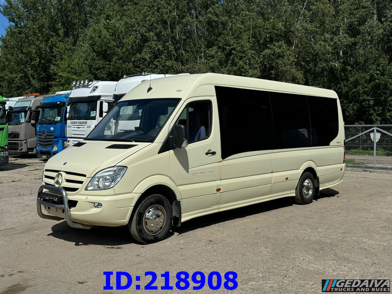MERCEDES-BENZ Sprinter 519 VIP 18-Place Prostyle Euro5 - Potovalni avtobus: slika 3 MERCEDES-BENZ Sprinter 519 VIP 18-Place Prostyle Euro5 - Potovalni avtobus: slika 3