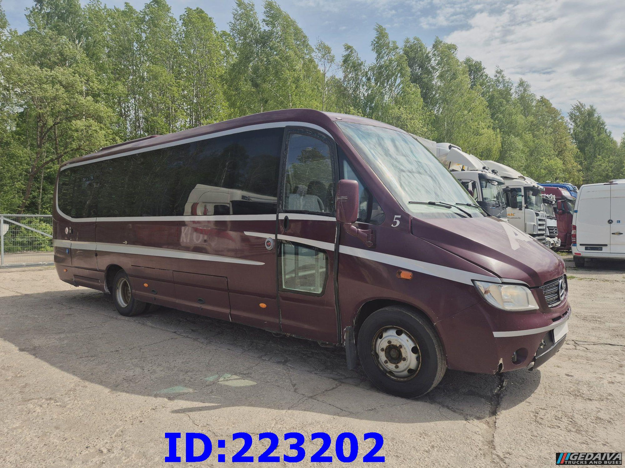 MERCEDES-BENZ Sunrider 818D Vario 33 - Seater - Potovalni avtobus: slika 4 MERCEDES-BENZ Sunrider 818D Vario 33 - Seater - Potovalni avtobus: slika 4