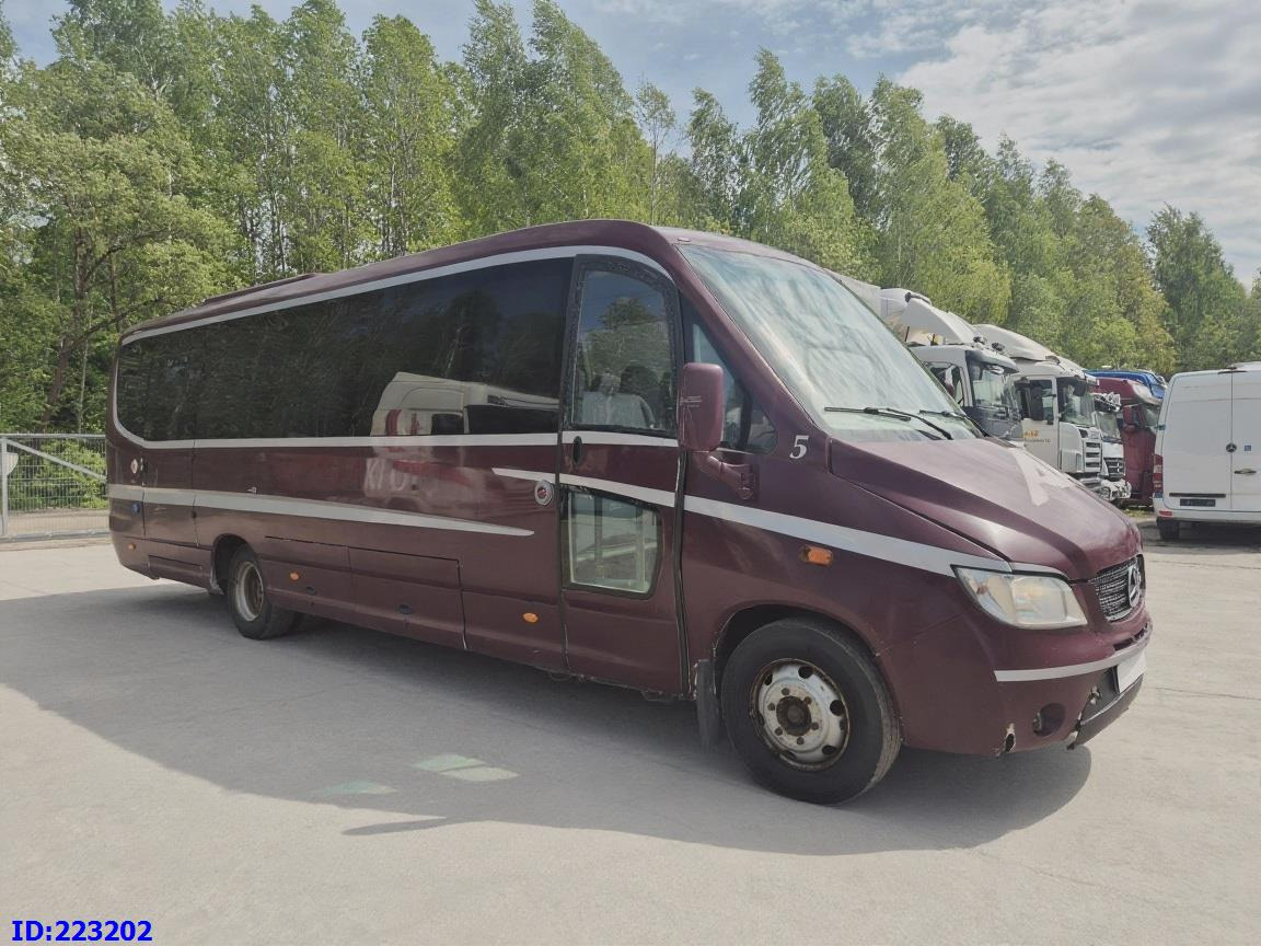 MERCEDES-BENZ Sunrider 818D Vario 33 - Seater - Potovalni avtobus: slika 2 MERCEDES-BENZ Sunrider 818D Vario 33 - Seater - Potovalni avtobus: slika 2