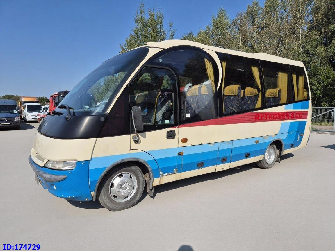 MERCEDES-BENZ Vario 815 26-Seater - Minibus, Potovalni avtobus: slika 1 MERCEDES-BENZ Vario 815 26-Seater - Minibus, Potovalni avtobus: slika 1