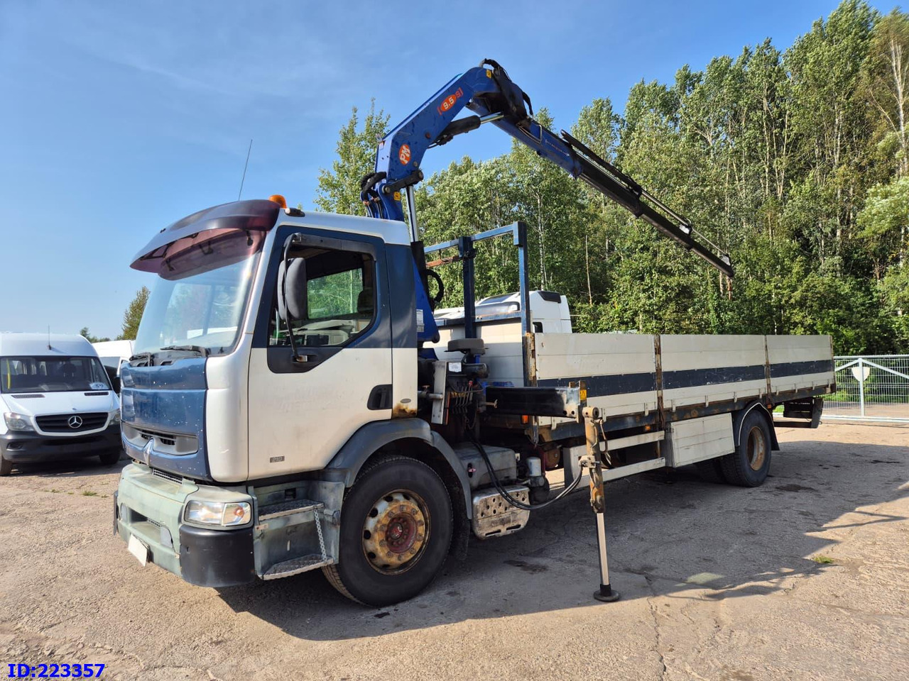 RENAULT Premium 210 4x2 Crane PM - Tovornjak za prevoz lesa: slika 1 RENAULT Premium 210 4x2 Crane PM - Tovornjak za prevoz lesa: slika 1