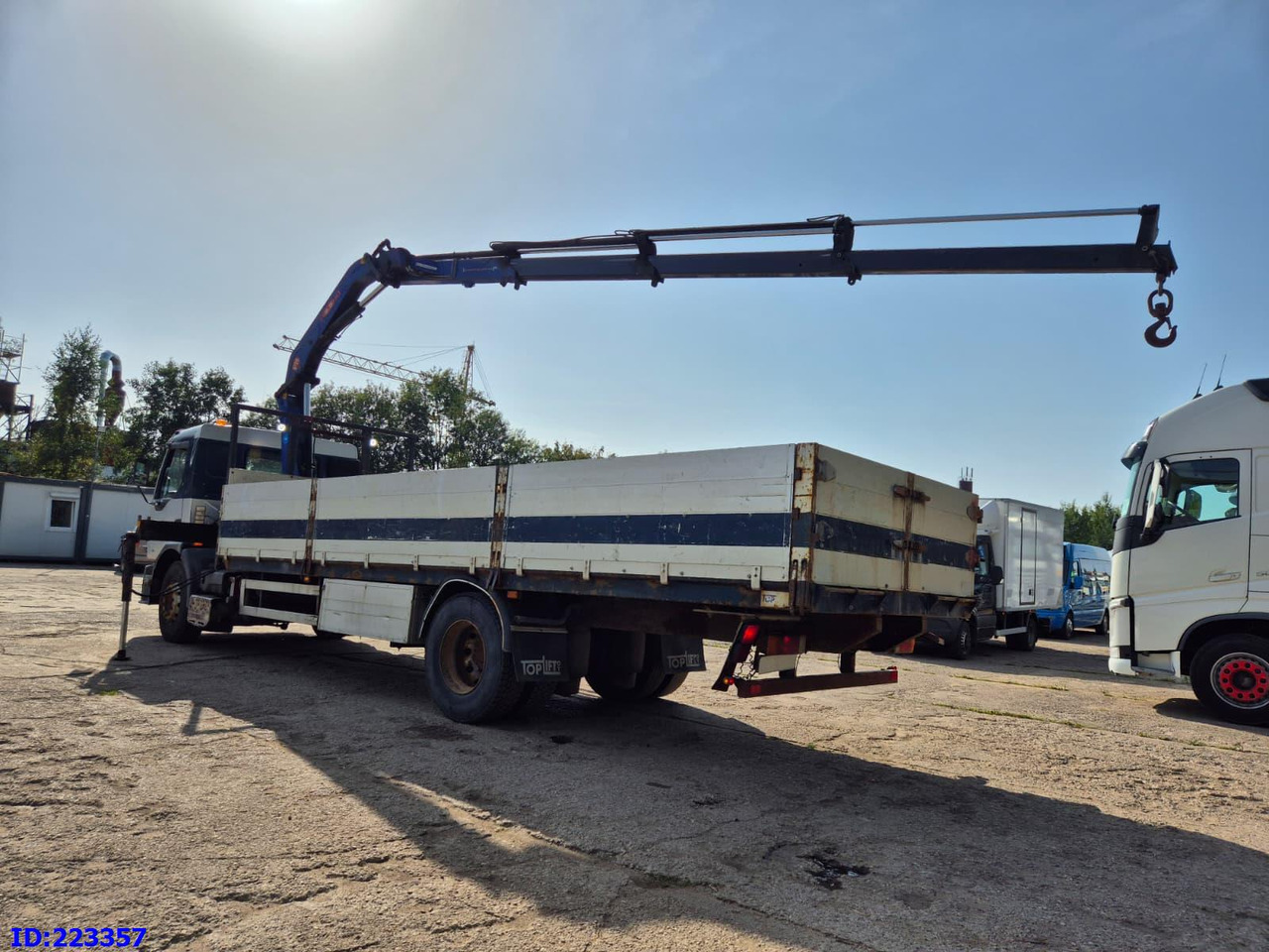 RENAULT Premium 210 4x2 Crane PM - Tovornjak za prevoz lesa: slika 5 RENAULT Premium 210 4x2 Crane PM - Tovornjak za prevoz lesa: slika 5