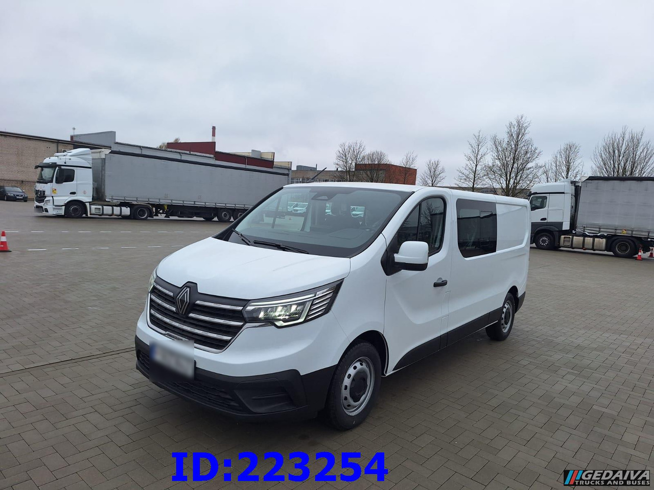 RENAULT Trafic NEW 2025 - Dostavno vozilo z dvojno kabino: slika 1 RENAULT Trafic NEW 2025 - Dostavno vozilo z dvojno kabino: slika 1