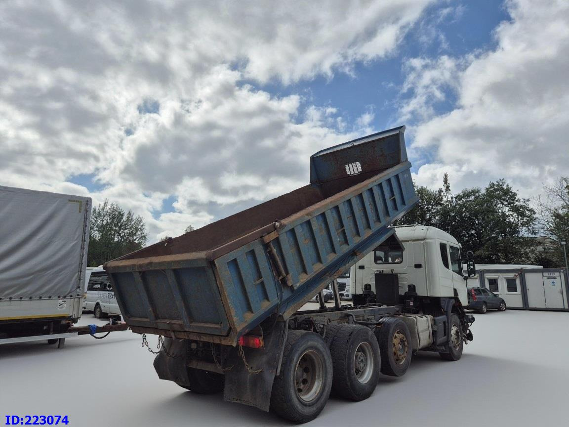 SCANIA 124 8x2 - Manual - Full steel - Tovornjak prekucnik: slika 5 SCANIA 124 8x2 - Manual - Full steel - Tovornjak prekucnik: slika 5