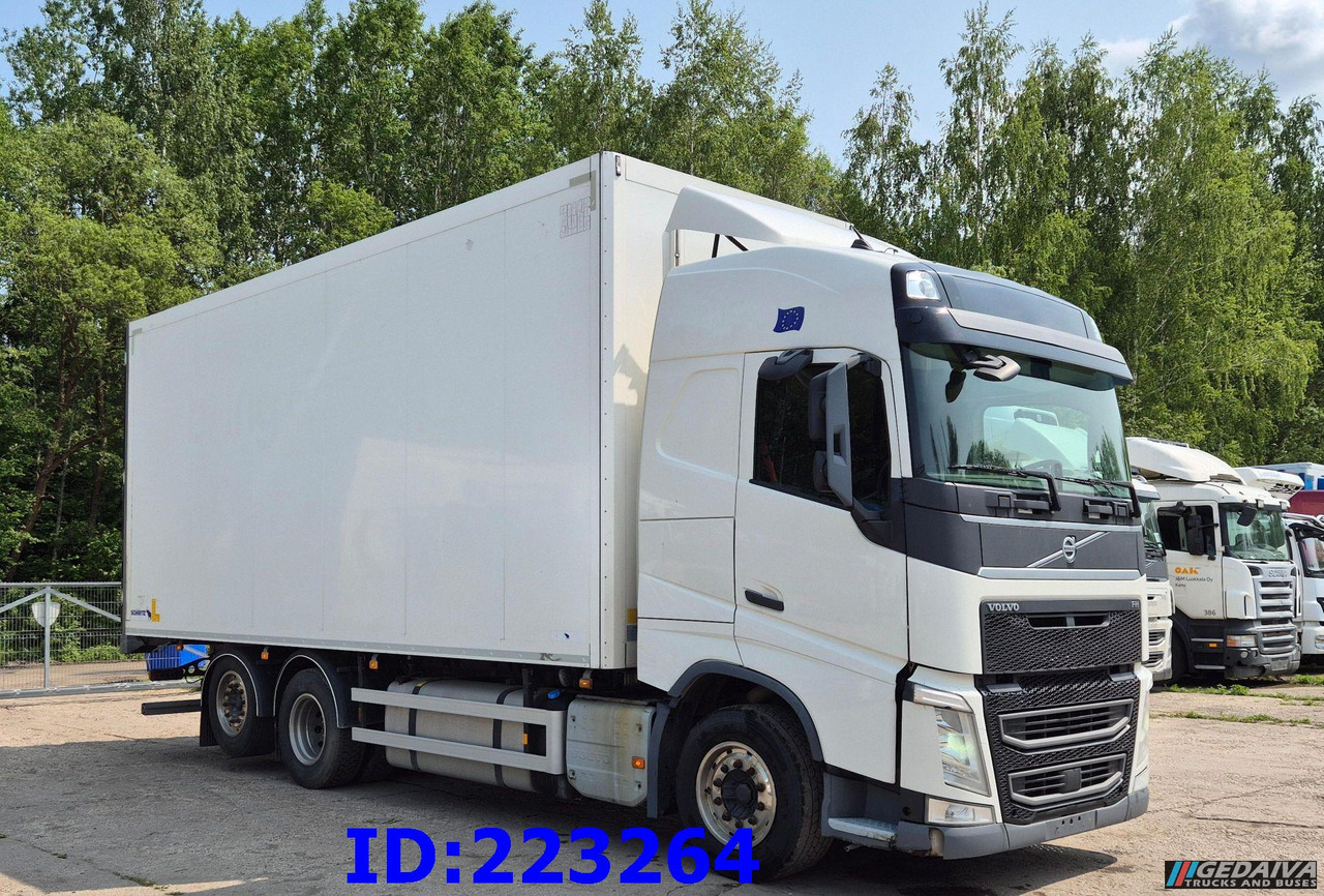 VOLVO FH13 460HP 6x2 Steering axle Euro6 - Tovornjak hladilnik: slika 2 VOLVO FH13 460HP 6x2 Steering axle Euro6 - Tovornjak hladilnik: slika 2