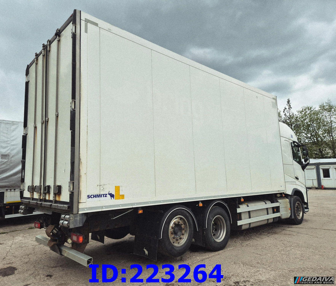 VOLVO FH13 460HP 6x2 Steering axle Euro6 - Tovornjak hladilnik: slika 5 VOLVO FH13 460HP 6x2 Steering axle Euro6 - Tovornjak hladilnik: slika 5