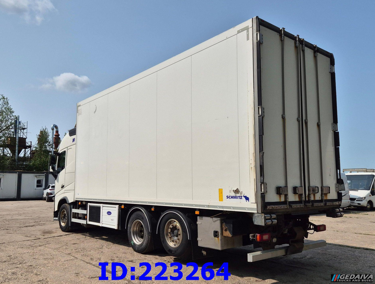 VOLVO FH13 460HP 6x2 Steering axle Euro6 - Tovornjak hladilnik: slika 5 VOLVO FH13 460HP 6x2 Steering axle Euro6 - Tovornjak hladilnik: slika 5