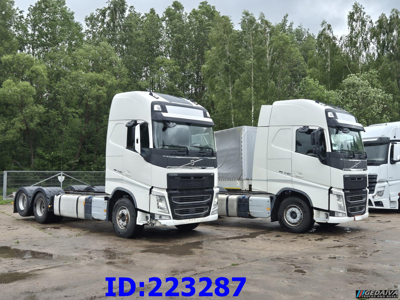 VOLVO FH13 540HP - 10 tyre (2pcs. available) - Tovornjak-šasija: slika 1 VOLVO FH13 540HP - 10 tyre (2pcs. available) - Tovornjak-šasija: slika 1