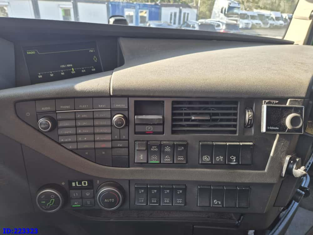 Tovornjak zabojnik VOLVO FH16 750HP - 8x4 -Big Axles: slika 17