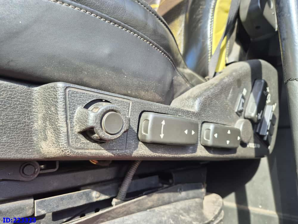 Tovornjak zabojnik VOLVO FH16 750HP - 8x4 -Big Axles: slika 12