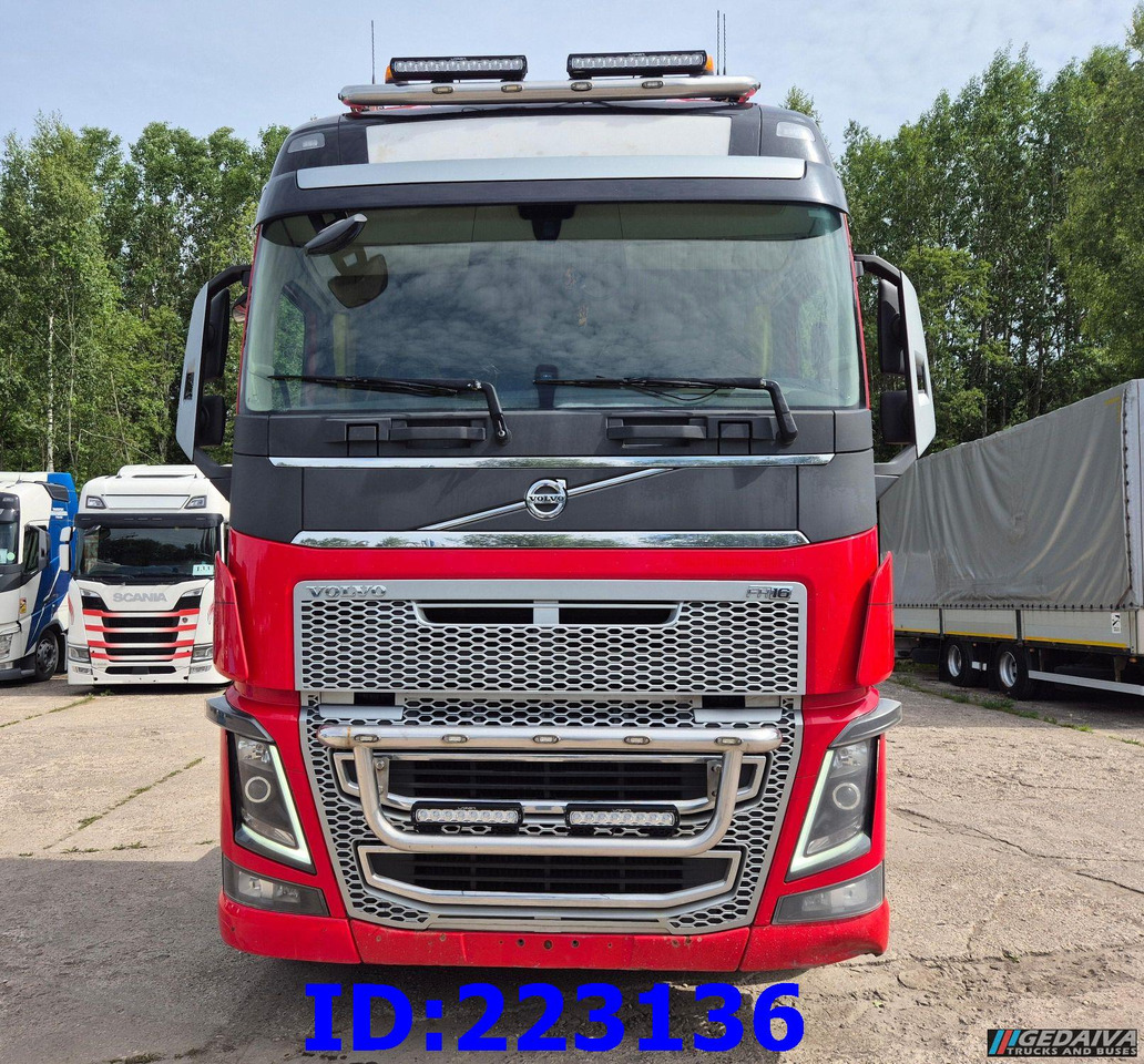 VOLVO FH16 750HP - 8x4 -Big Axles - Tovornjak za prevoz lesa: slika 2 VOLVO FH16 750HP - 8x4 -Big Axles - Tovornjak za prevoz lesa: slika 2