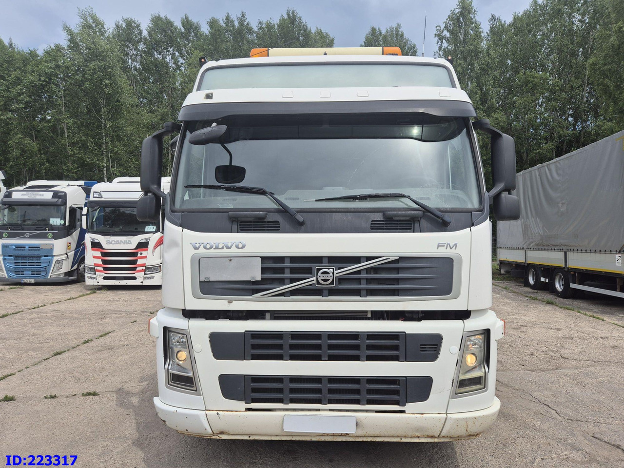 VOLVO FM13 480HP 8x4 (Big axle) - Tovornjak prekucnik: slika 2 VOLVO FM13 480HP 8x4 (Big axle) - Tovornjak prekucnik: slika 2