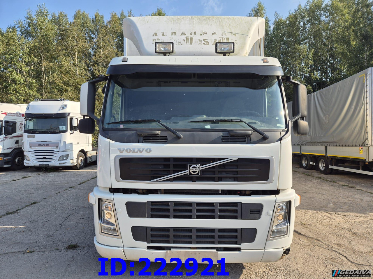 VOLVO FM9 260HP - Tovornjak zabojnik: slika 2 VOLVO FM9 260HP - Tovornjak zabojnik: slika 2