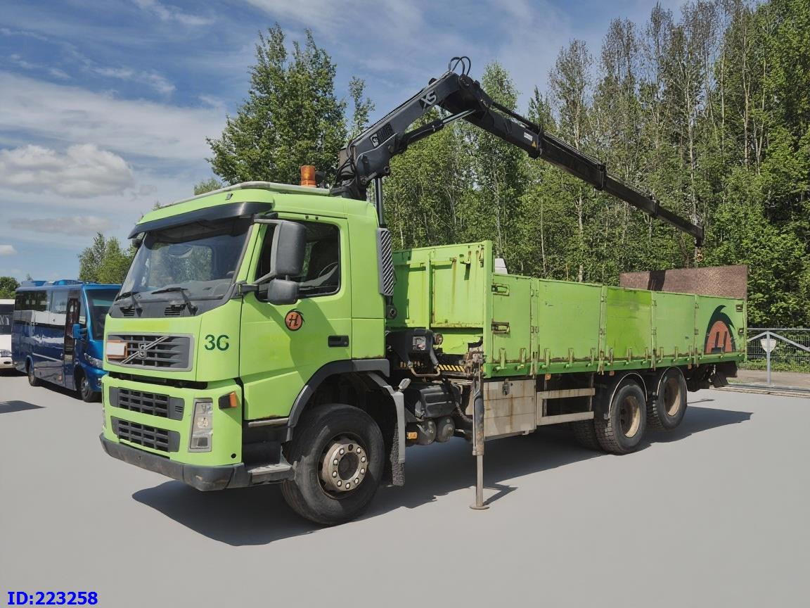VOLVO FM9 300HP 6x2 + HIAB 144B -3 CL - Tovornjak s kesonom: slika 1 VOLVO FM9 300HP 6x2 + HIAB 144B -3 CL - Tovornjak s kesonom: slika 1