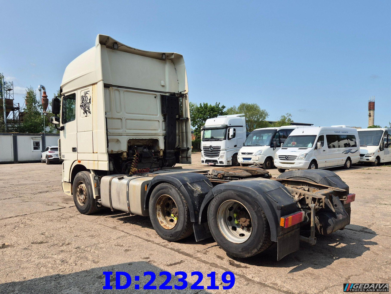 DAF XF 105.460 6X2 (10 tyre) Retarder Euro5 - Vlačilec: slika 5 DAF XF 105.460 6X2 (10 tyre) Retarder Euro5 - Vlačilec: slika 5