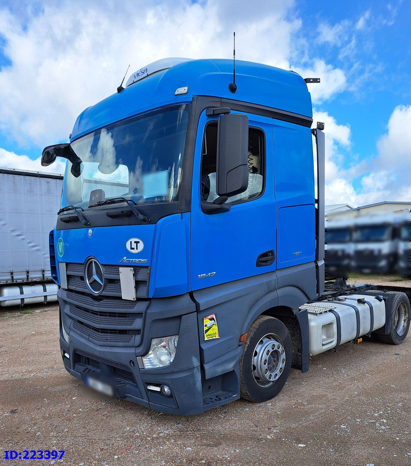 MERCEDES-BENZ Actros 1842 Euro6 - Vlačilec: slika 1 MERCEDES-BENZ Actros 1842 Euro6 - Vlačilec: slika 1