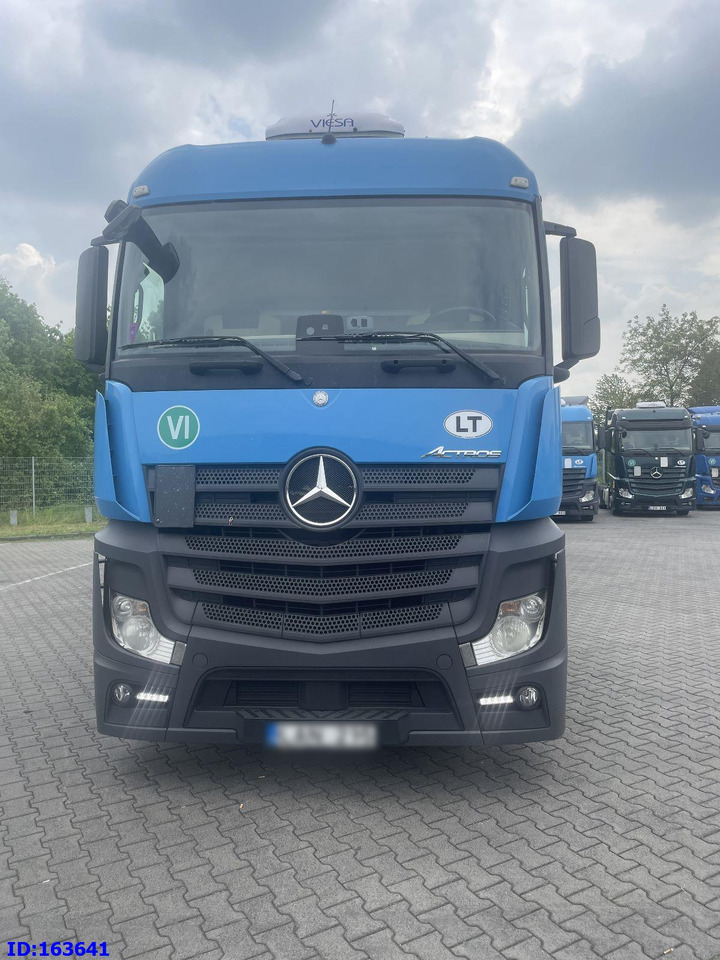 MERCEDES-BENZ Actros 1842 - Mega- Euro6 - Vlačilec: slika 2 MERCEDES-BENZ Actros 1842 - Mega- Euro6 - Vlačilec: slika 2