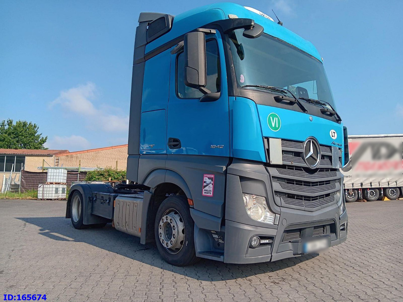 MERCEDES-BENZ Actros 1842 - Mega - Euro6 - Vlačilec: slika 4 MERCEDES-BENZ Actros 1842 - Mega - Euro6 - Vlačilec: slika 4