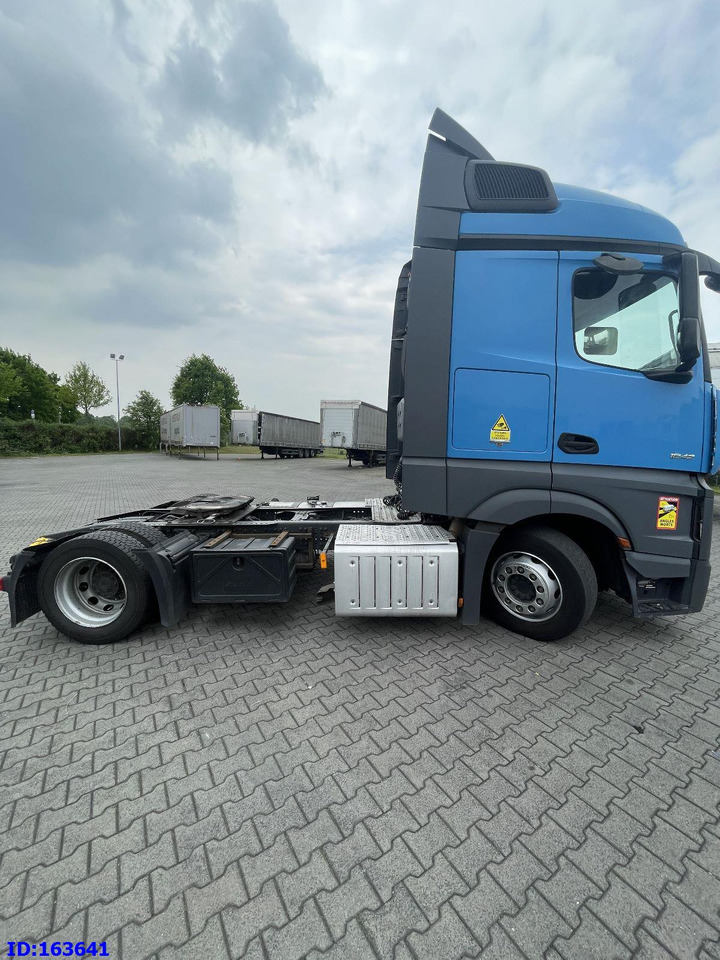 MERCEDES-BENZ Actros 1842 - Mega- Euro6 - Vlačilec: slika 4 MERCEDES-BENZ Actros 1842 - Mega- Euro6 - Vlačilec: slika 4