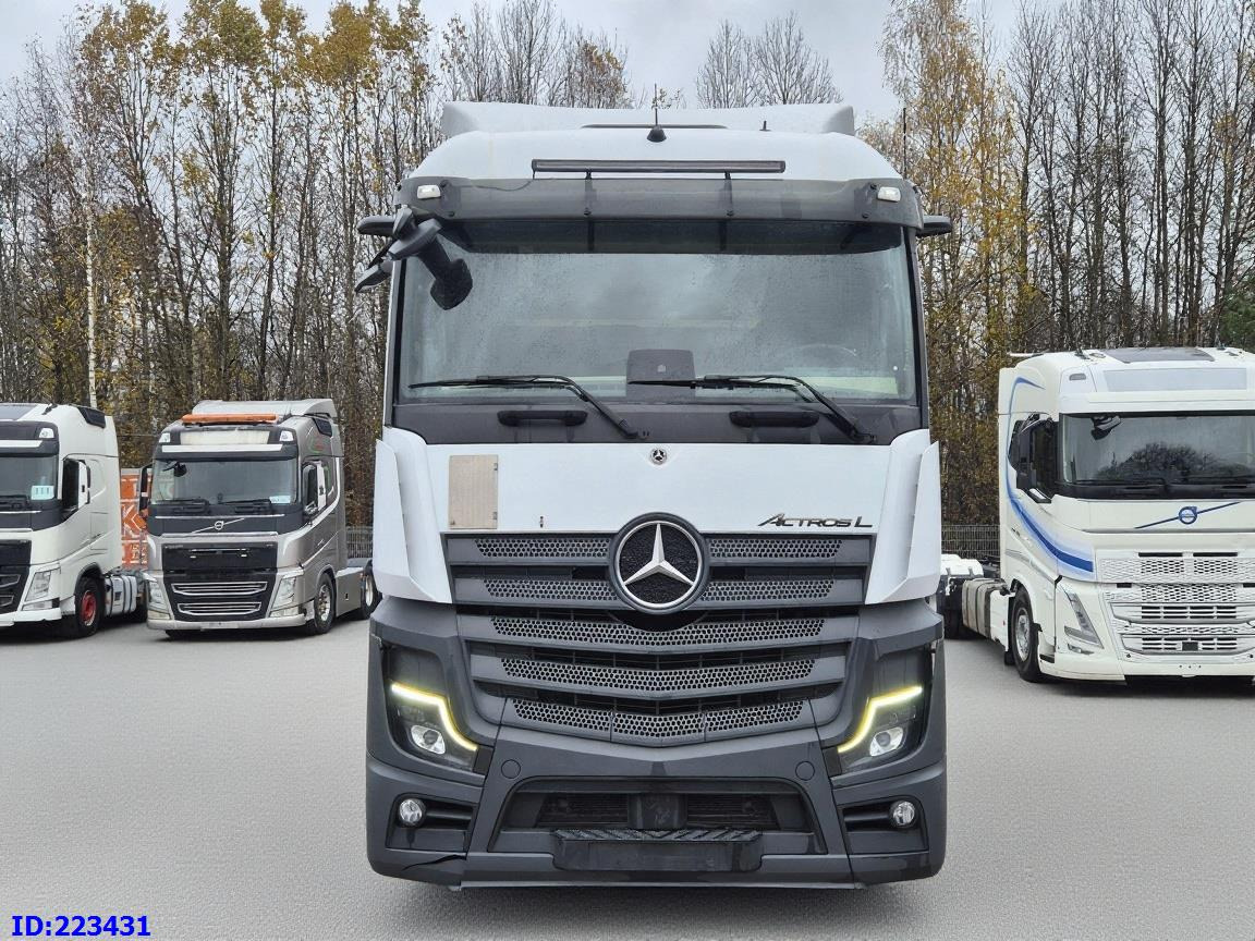MERCEDES-BENZ Actros 2653 6x4 - Vlačilec: slika 2 MERCEDES-BENZ Actros 2653 6x4 - Vlačilec: slika 2