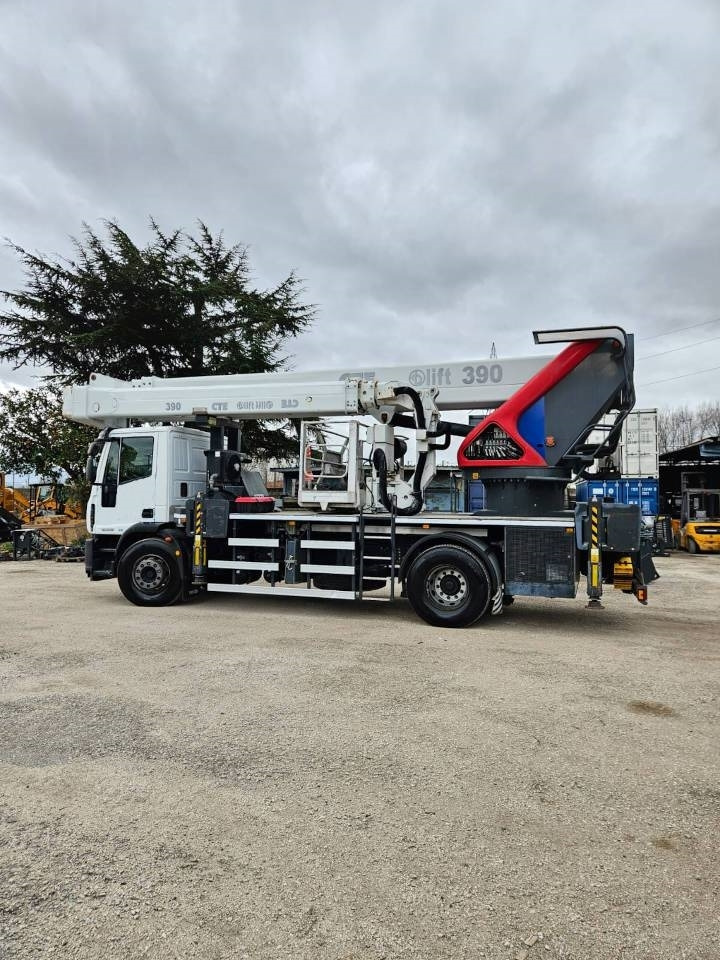 CTE CTE B LIFT 390 HR - Dvižna ploščad montirana na tovornjak: slika 1 CTE CTE B LIFT 390 HR - Dvižna ploščad montirana na tovornjak: slika 1