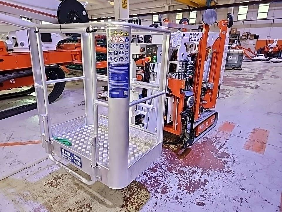 EasyLift R130 - Zglobna dvižna ploščad, Dvižna košara pajek: slika 3 EasyLift R130 - Zglobna dvižna ploščad, Dvižna košara pajek: slika 3