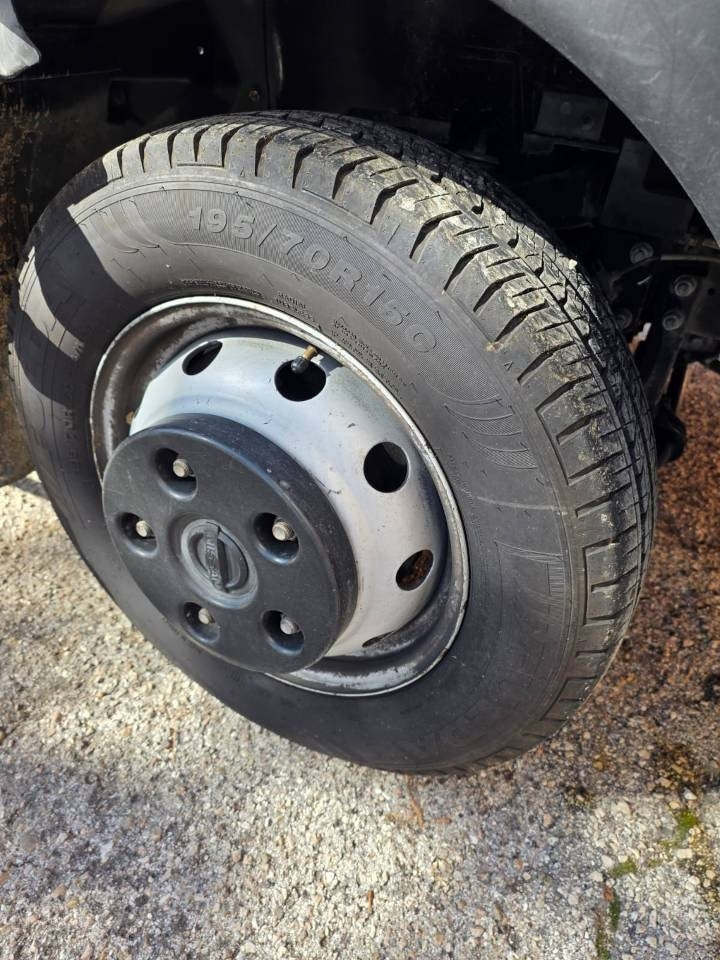 GSR E219PX E4 - Dvižna ploščad montirana na tovornjak: slika 3 GSR E219PX E4 - Dvižna ploščad montirana na tovornjak: slika 3