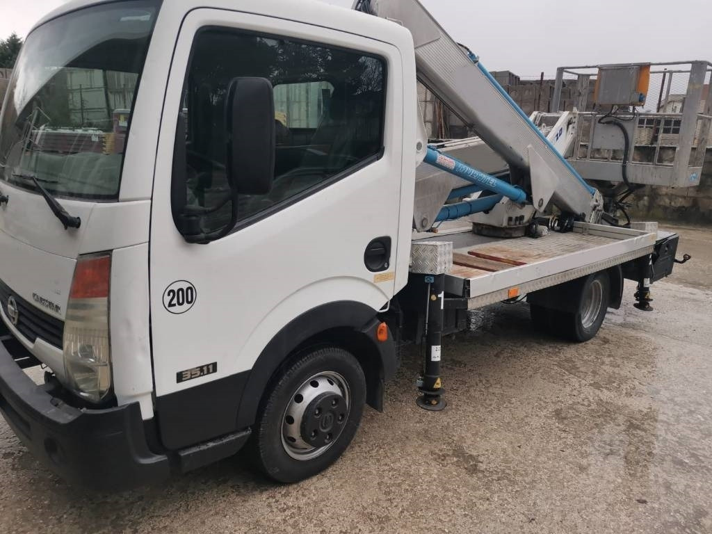 Multitel MX 200 - Dvižna ploščad montirana na tovornjak: slika 4 Multitel MX 200 - Dvižna ploščad montirana na tovornjak: slika 4