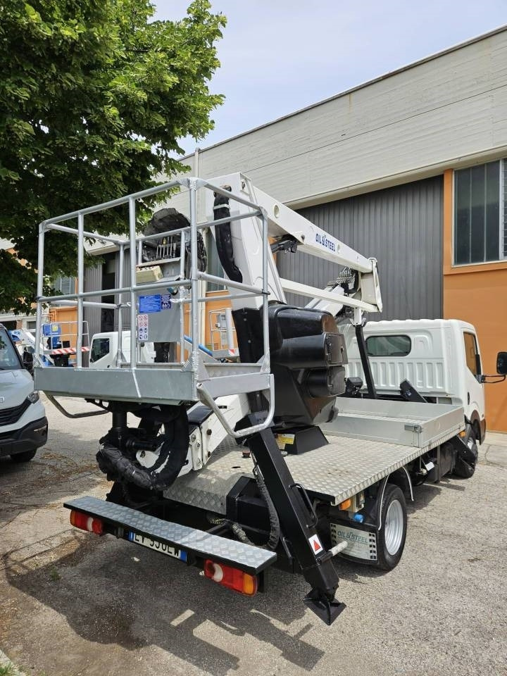 Oil & Steel Snake 21.12 lizing Oil & Steel Snake 21.12: slika 9 Oil & Steel Snake 21.12 lizing Oil & Steel Snake 21.12: slika 9