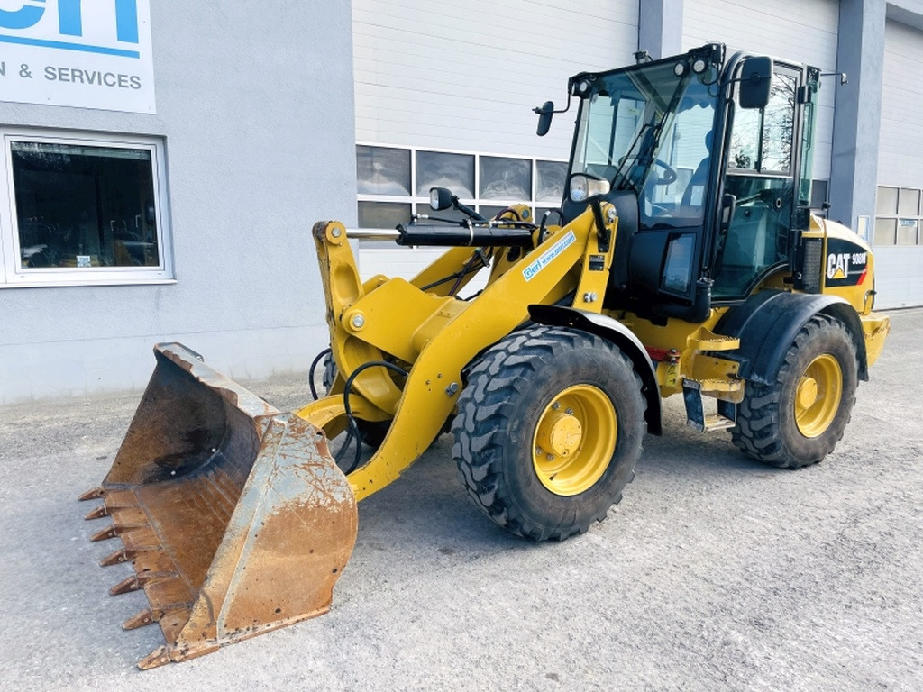 Caterpillar 908M (3927) - Kolesni nakladalec: slika 4 Caterpillar 908M (3927) - Kolesni nakladalec: slika 4