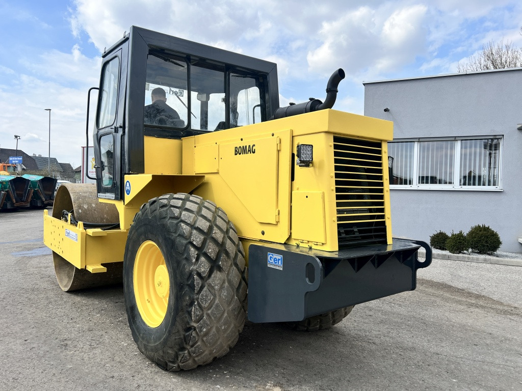 JCB Vibromax W 1402 D (111489) - Kompaktor: slika 4 JCB Vibromax W 1402 D (111489) - Kompaktor: slika 4