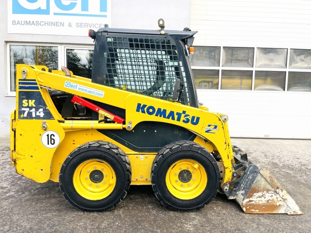 Komatsu SK714 (3906) - Mini nakladalec: slika 2 Komatsu SK714 (3906) - Mini nakladalec: slika 2