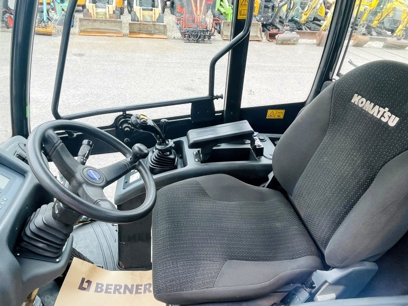 Komatsu WA100M-7 (3823) - Kolesni nakladalec: slika 5 Komatsu WA100M-7 (3823) - Kolesni nakladalec: slika 5