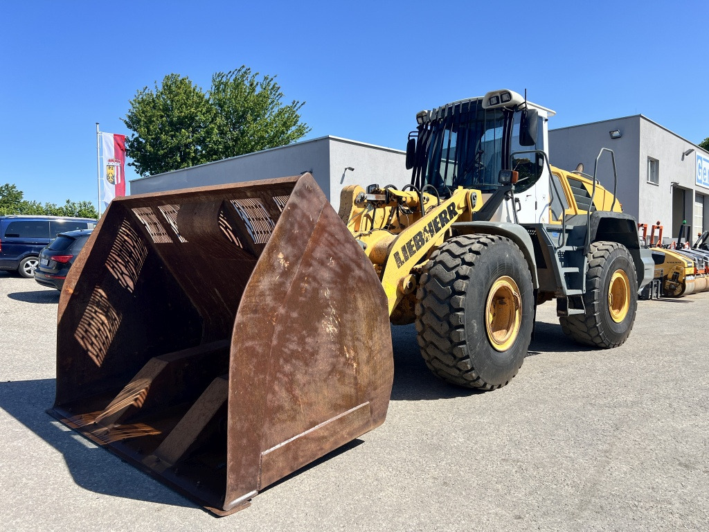 Liebherr L 556 (111583) - Kolesni nakladalec: slika 3 Liebherr L 556 (111583) - Kolesni nakladalec: slika 3