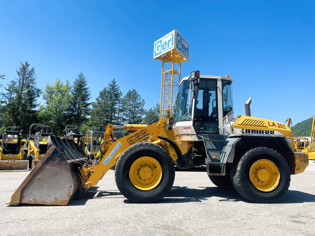 Liebherr L522 (4023) - Kolesni nakladalec: slika 1 Liebherr L522 (4023) - Kolesni nakladalec: slika 1