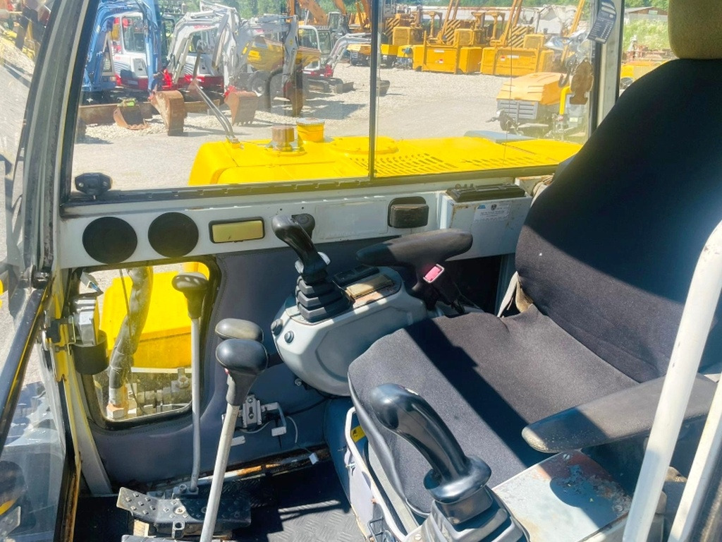 Neuson G8002 RDV (4015) - Mini bager: slika 5 Neuson G8002 RDV (4015) - Mini bager: slika 5