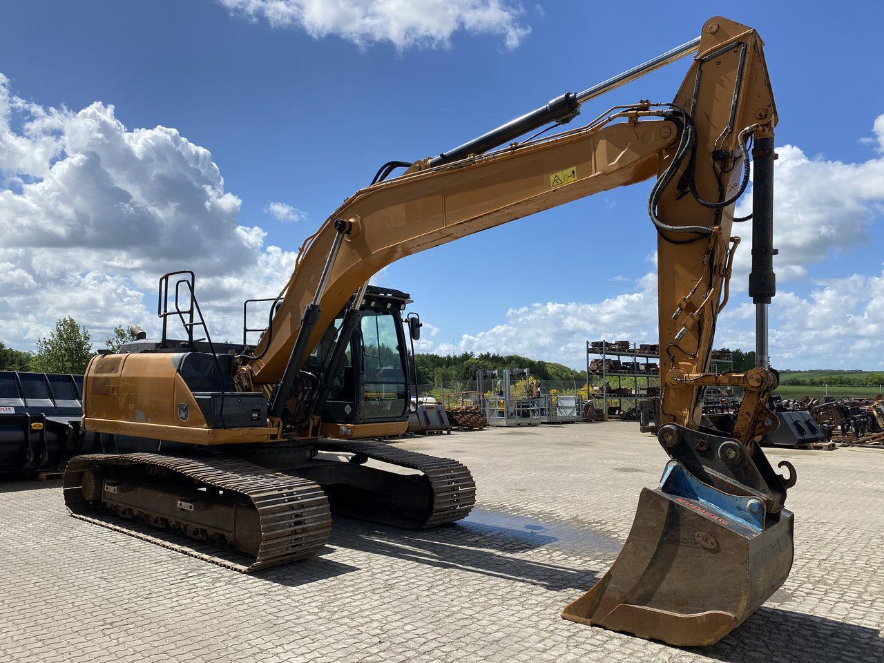 Case CX210C - Bager goseničar: slika 5 Case CX210C - Bager goseničar: slika 5