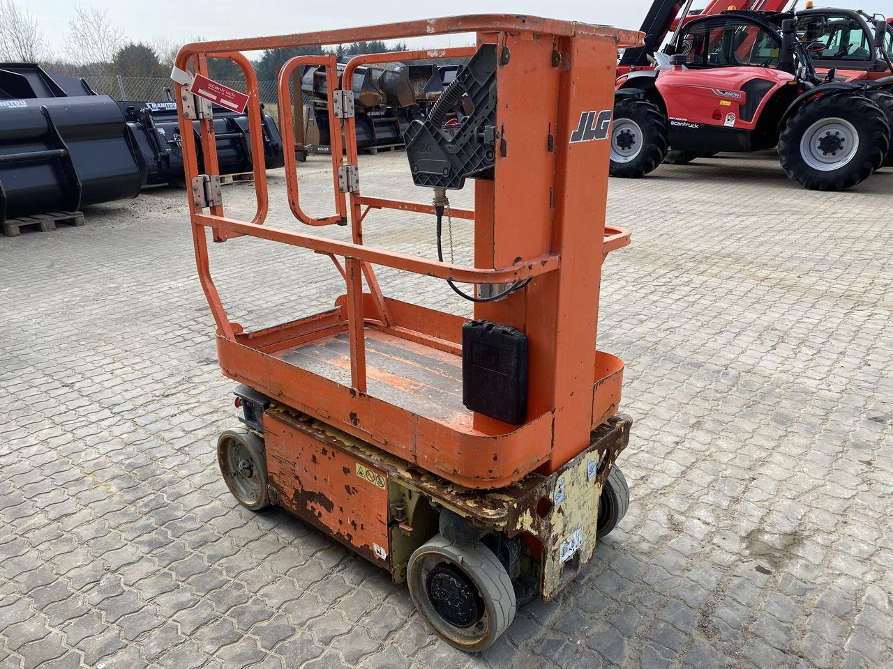 JLG 1230ES - Vertikalni dvižni teleskop: slika 5 JLG 1230ES - Vertikalni dvižni teleskop: slika 5