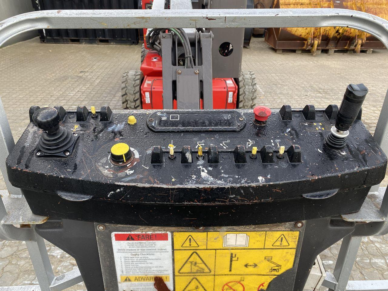 JLG E450AJ - Zglobna dvižna ploščad: slika 3 JLG E450AJ - Zglobna dvižna ploščad: slika 3