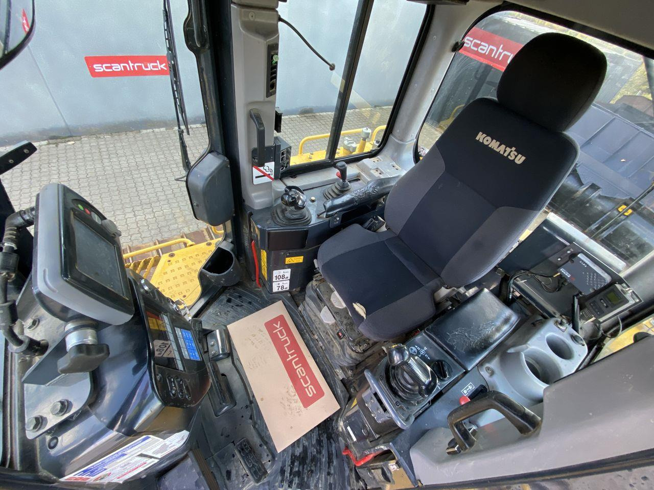 Komatsu D65PXI-18 - Buldožer: slika 3 Komatsu D65PXI-18 - Buldožer: slika 3