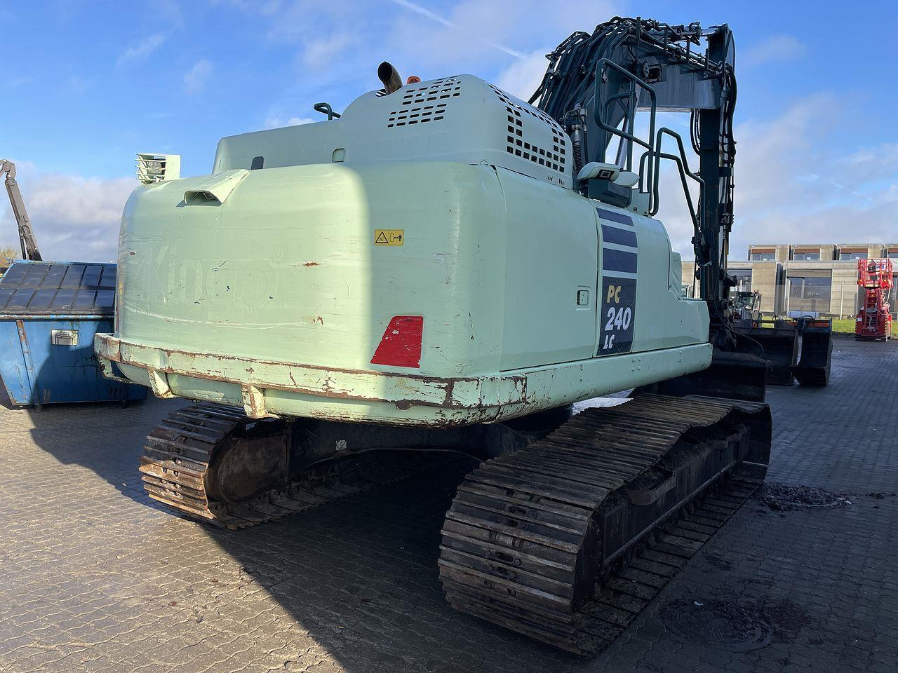 Komatsu PC240LCD-11 - Bager goseničar: slika 4 Komatsu PC240LCD-11 - Bager goseničar: slika 4