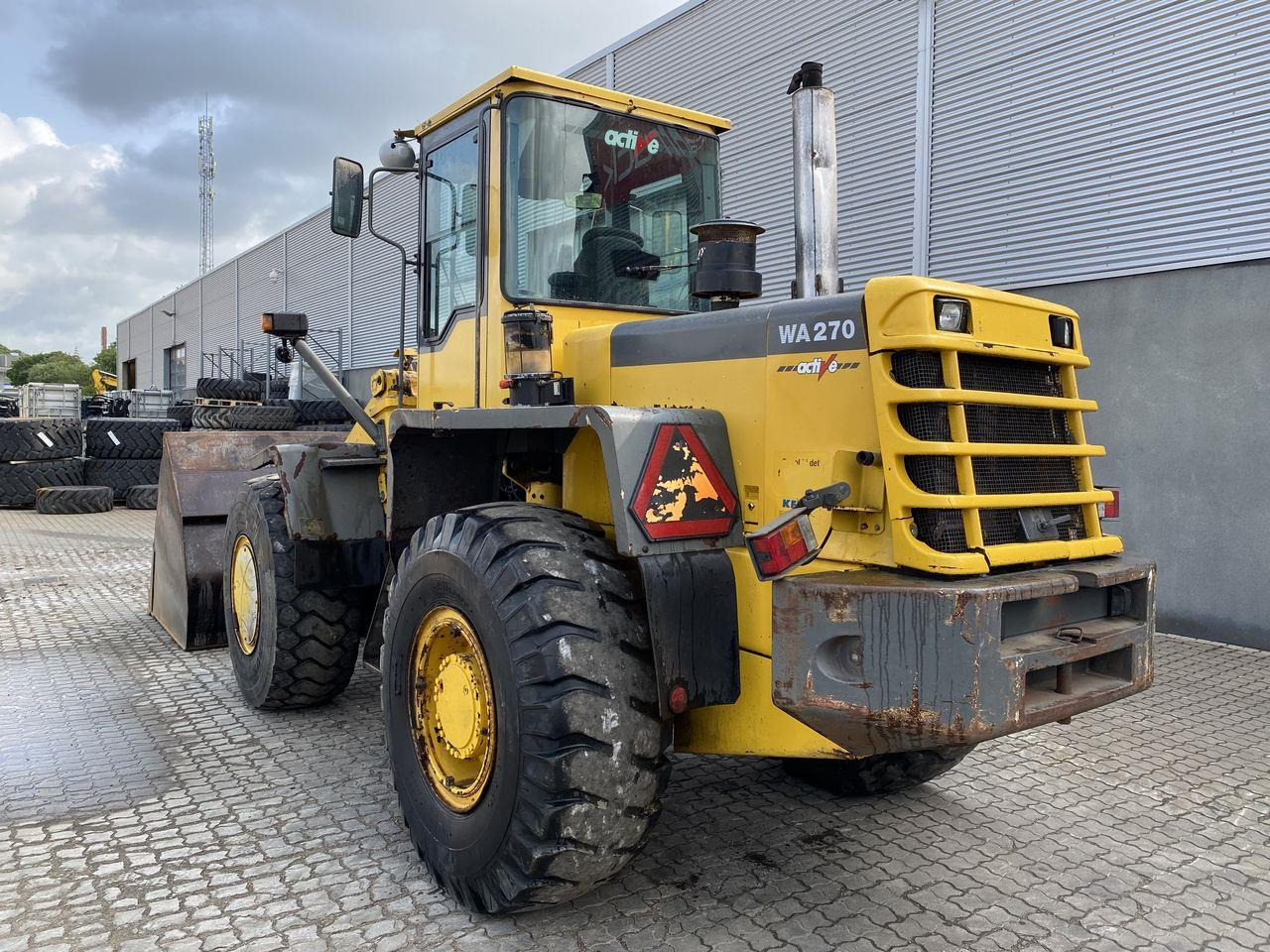 Komatsu WA270-3 - Kolesni nakladalec: slika 2 Komatsu WA270-3 - Kolesni nakladalec: slika 2