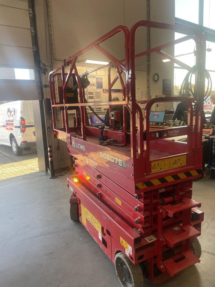 LGMG S0607E II - Škarjasta dvižna ploščad: slika 2 LGMG S0607E II - Škarjasta dvižna ploščad: slika 2