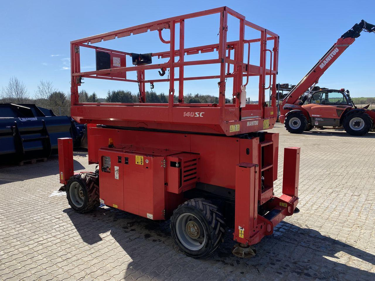 Manitou 140SC - Škarjasta dvižna ploščad: slika 5 Manitou 140SC - Škarjasta dvižna ploščad: slika 5