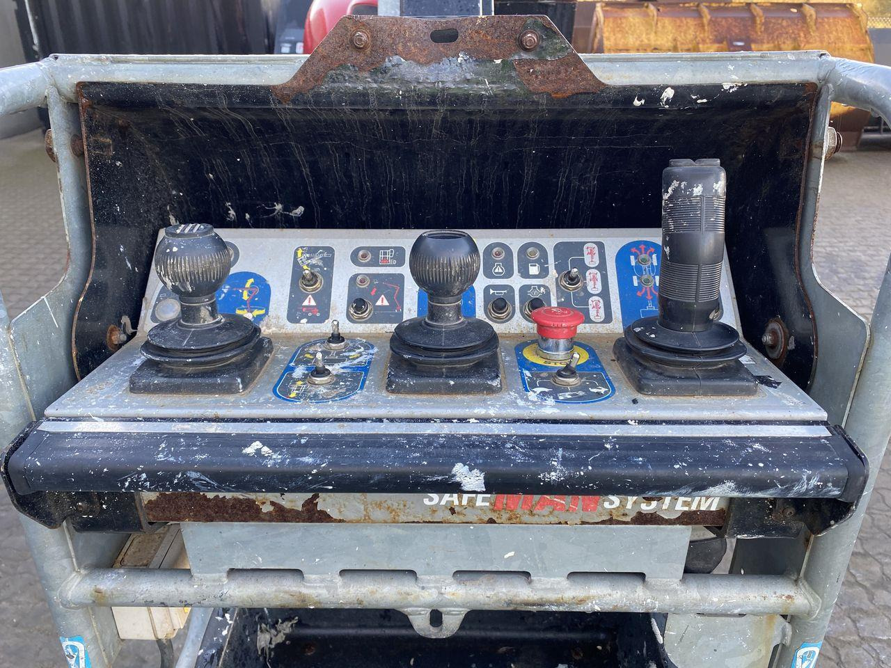 Manitou 160ATJ RC - Zglobna dvižna ploščad: slika 3 Manitou 160ATJ RC - Zglobna dvižna ploščad: slika 3